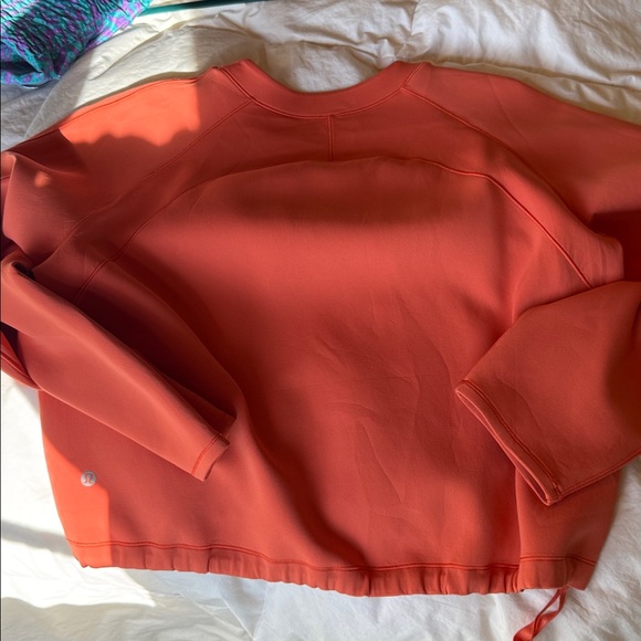 LuLu Lemon orange pullover w zip pockets on side - Picture 4 of 4